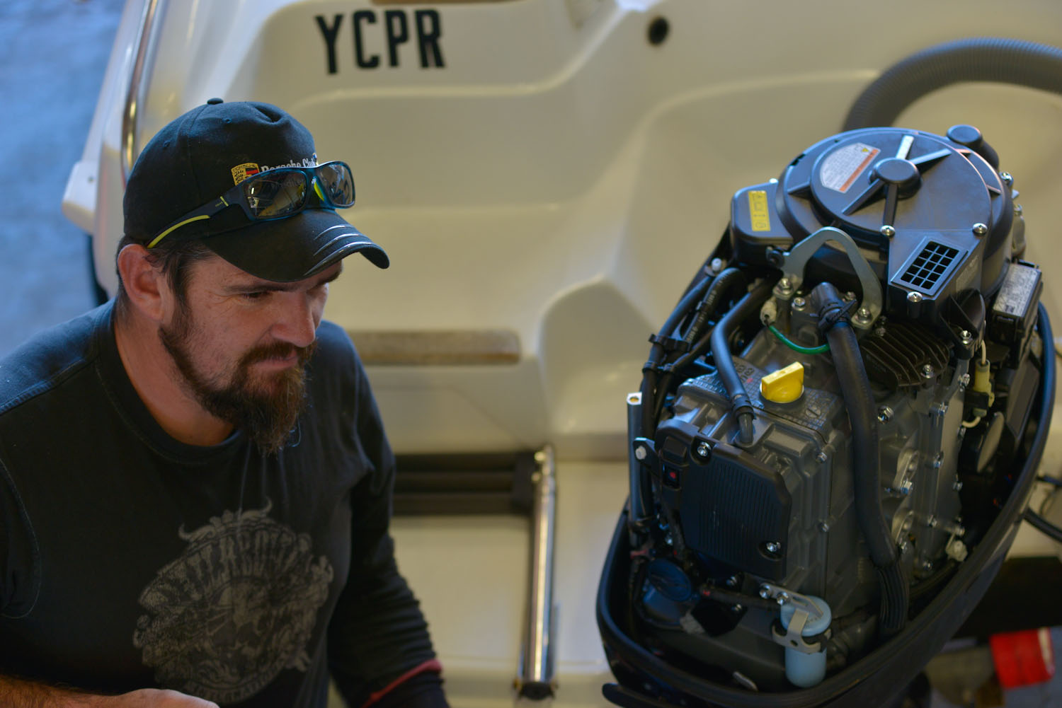 Service de Carène, reparation moteur, accastillage, chantier naval à Marseille au port de la pointe rouge