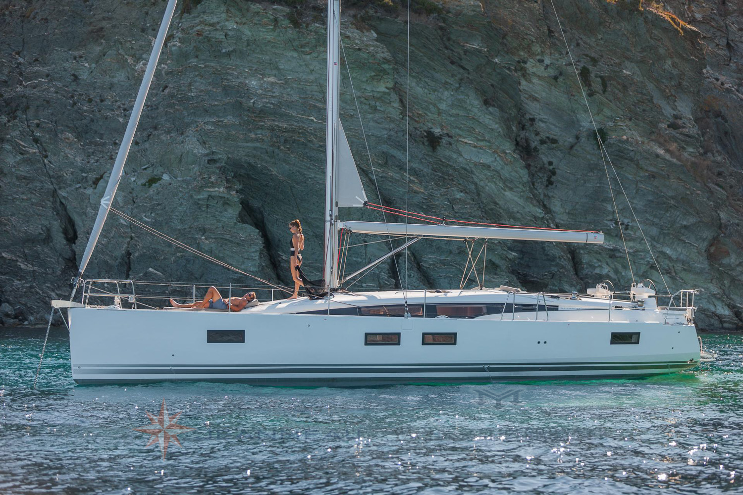 Jeanneau-Yacht-51-vente-bateau-marseille-5 Voilier Jeanneau Yachts 51, vente voilier de croisière à Marseille pointe rouge