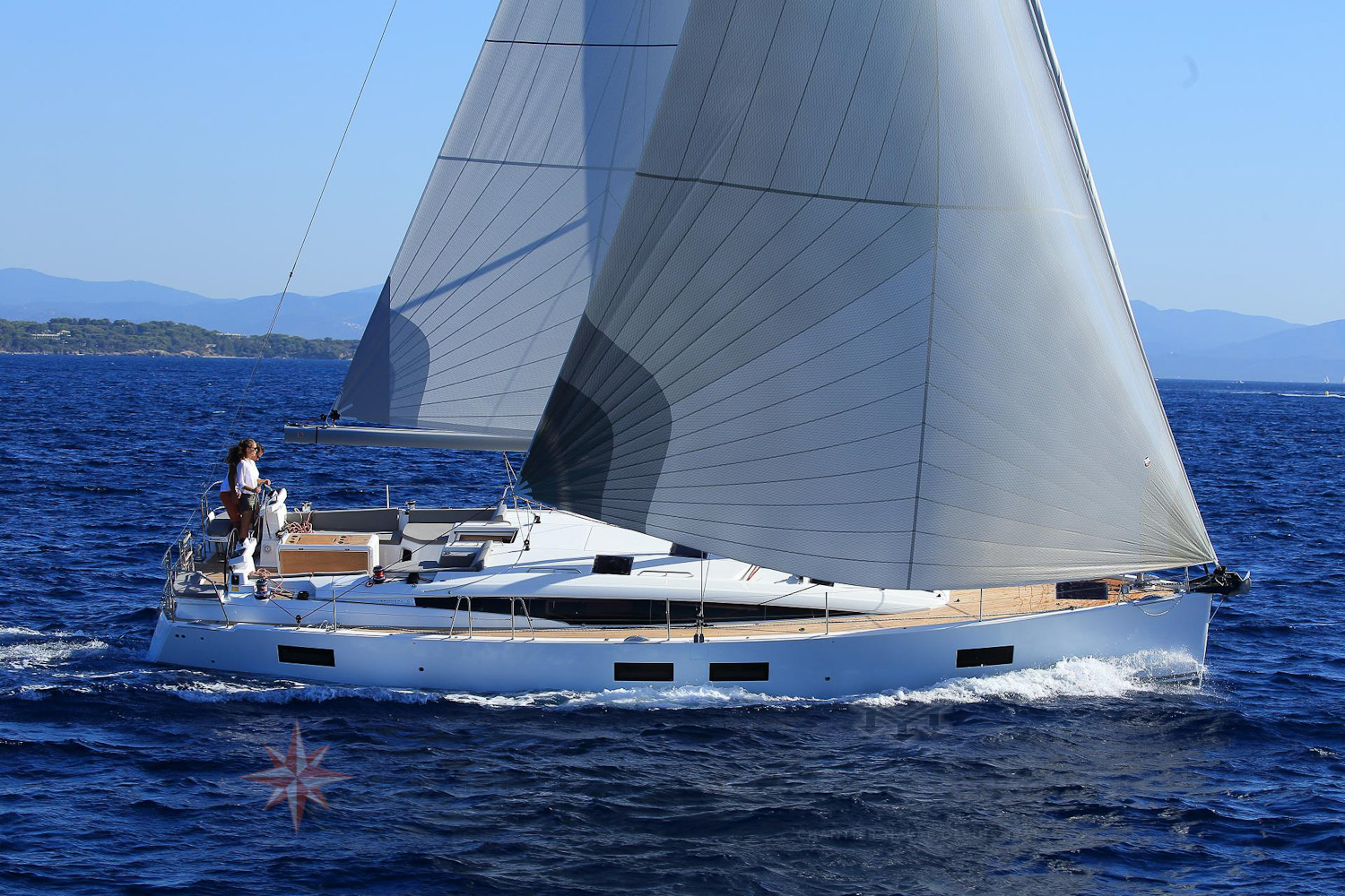 Jeanneau-Yacht-51-vente-bateau-marseille-6 Voilier Jeanneau Yachts 51, vente voilier de croisière à Marseille pointe rouge