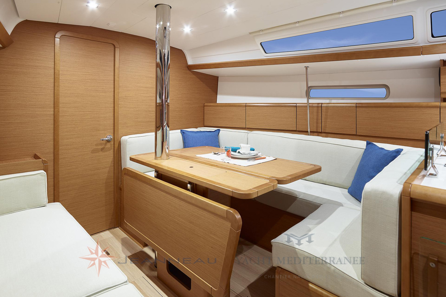 Jeanneau-sun-odyssey-389-voilier-marseille-1 Voilier Jeanneau Sun Odyssee 389, voilier neuf à vendre à Marseille, Yacht Méditerranée.