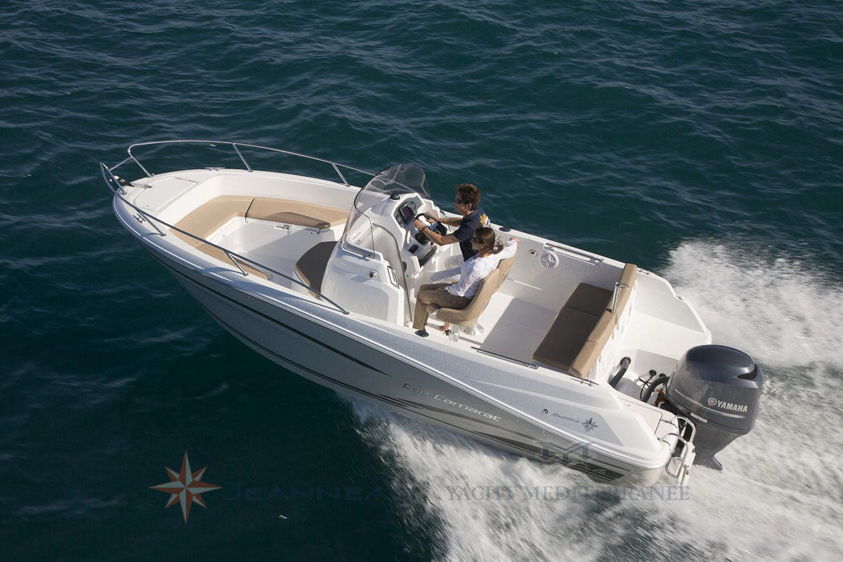 Cap-Camarat-center-console-65-bateau-moteur-in-board-Jeanneau-bateau-a-Marseille-yatch-mediterranee-4-2 Bateau Hors bord Cap Camarat 6.5 CC Center Console Jeanneau – Yacht Méditerranée Marseille