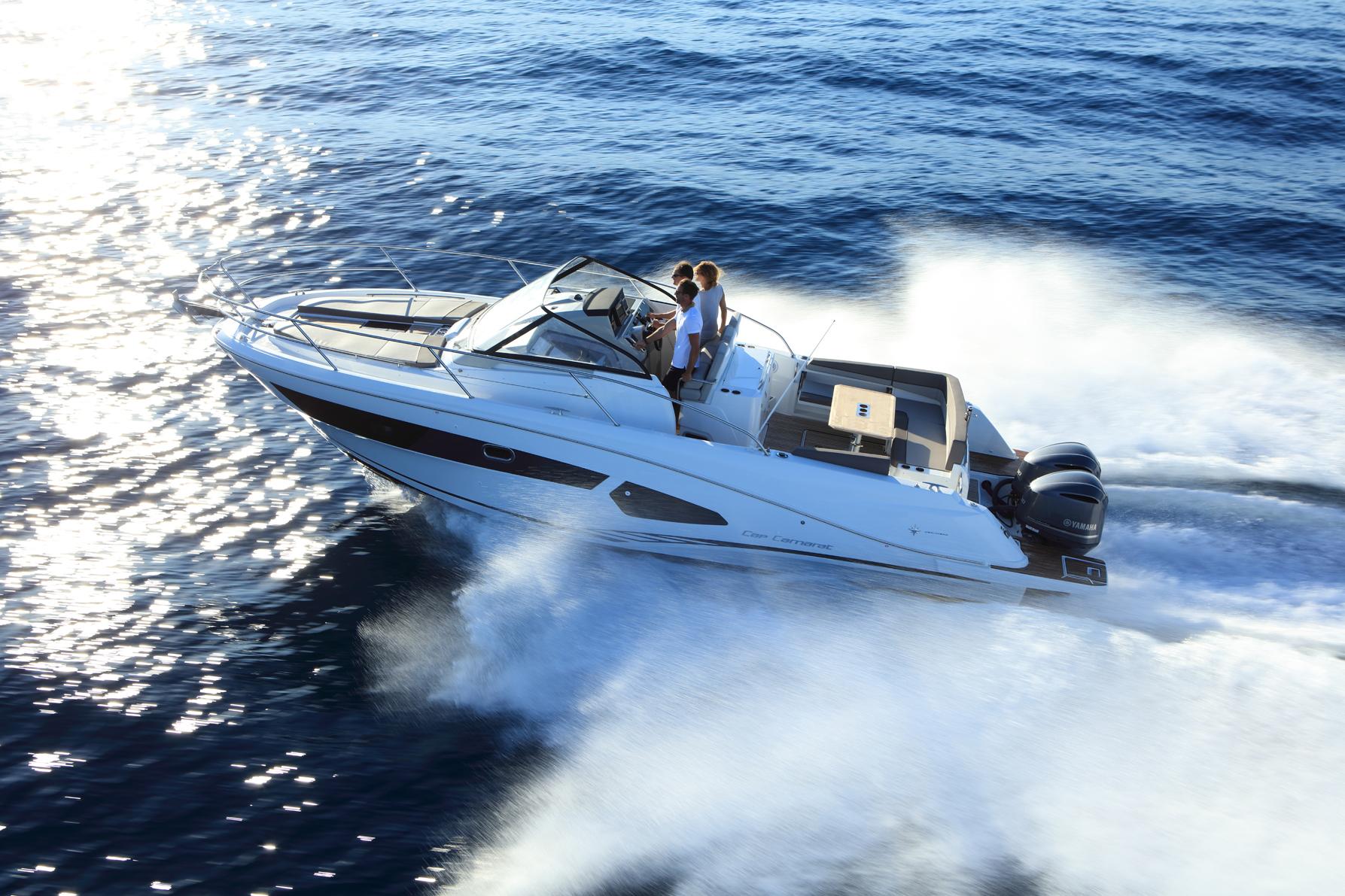 Cap Camarat 10.5 WA Walk Around Bateau Hors bord Jeanneau – Yacht Méditerranée Marseille vente de bateaux neufs et occasions