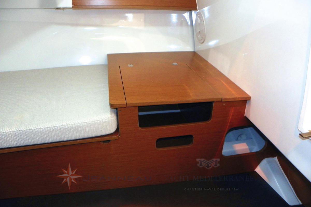 Bateau Hors bord Jeanneau Cap Camarat 6.5 WA Walk Around – Yacht Méditerranée Marseille vente de bateaux neufs et occasions