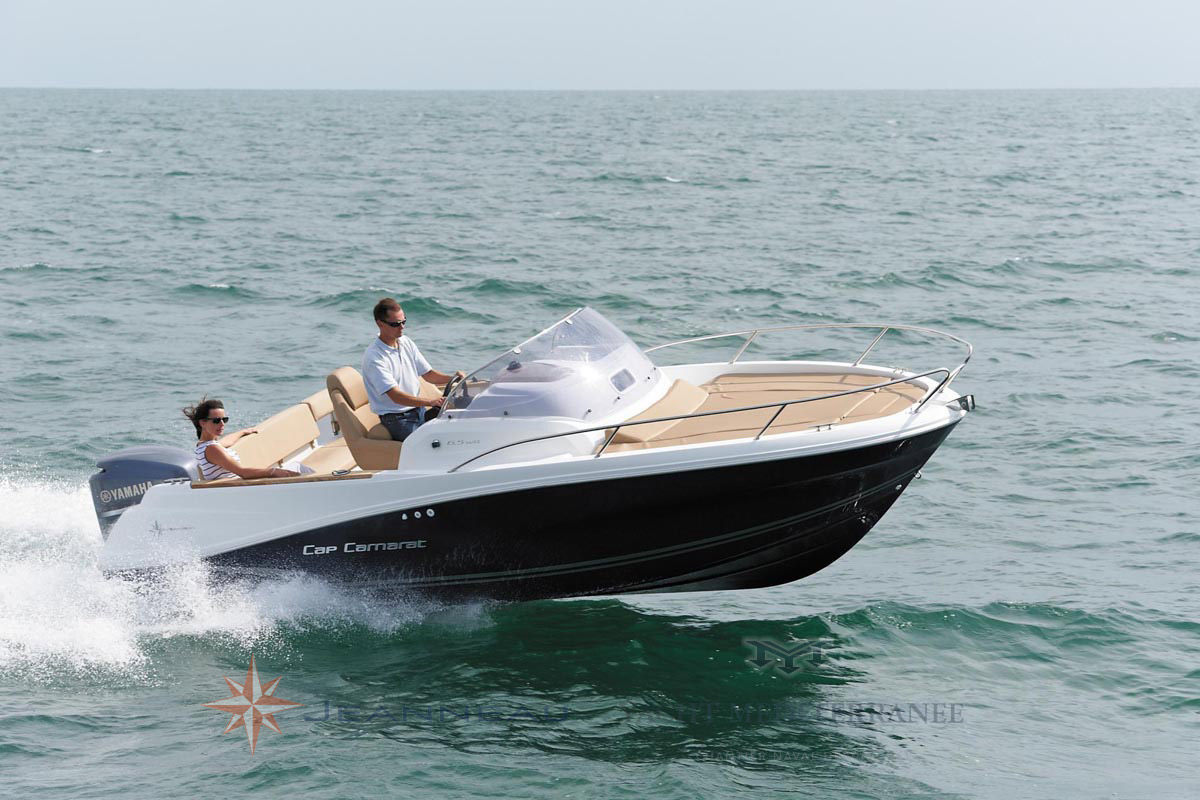 Bateau Hors bord Jeanneau Cap Camarat 6.5 WA Walk Around – Yacht Méditerranée Marseille vente de bateaux neufs et occasions
