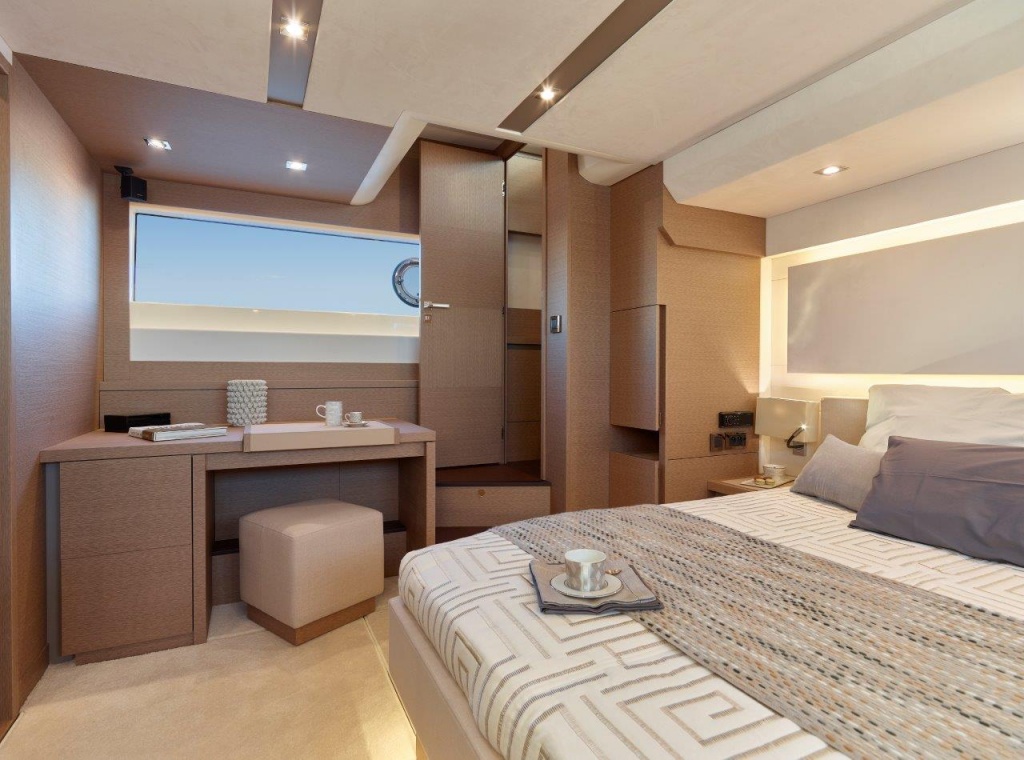 PRESTIGE_630-yacht-mediterannee-jeanneau-marseille-luxury-yachts-2 Prestige Yacht Division – Prestige 630 – Yacht Méditérranée Marseille nice cannes – Luxury Yachts