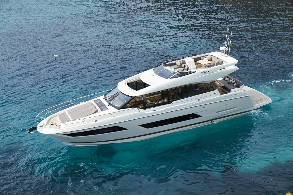 Prestige Yacht Division – Prestige 680 Sportfly – Yacht Méditérranée Marseille nice cannes – Luxury Yachts