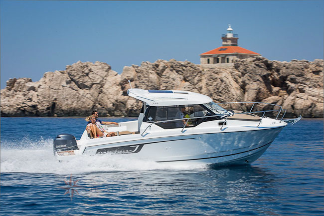 Salon Ciotat 2018 - Les Nauticales - Yacht Méditerranée Marseille - Vente de bateau Jeanneau -