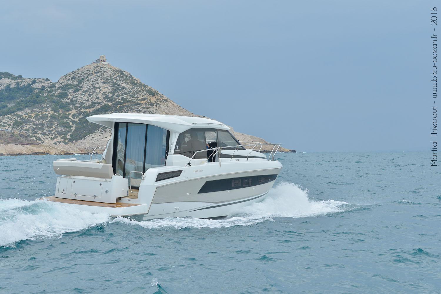 Jeanneau NC 33 Jeanneau-marseille - Yacht Méditerranée