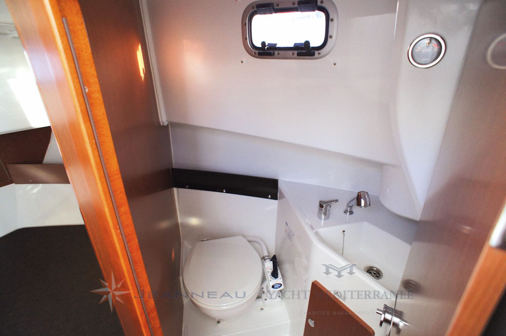 Jeanneau Merry Fisher 855 Marlin Bateau Hors bord-5 Yacht Méditerranée Marseille Jeanneau Merry Fisher 855 Marlin Bateau Hors bord