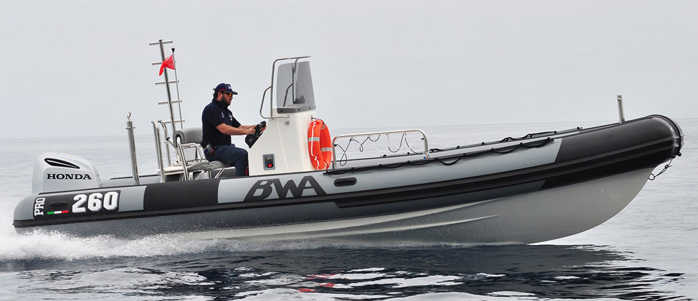 Semi-Rigide-Bwa-Professional-Super-Pro-261-Marseille-4