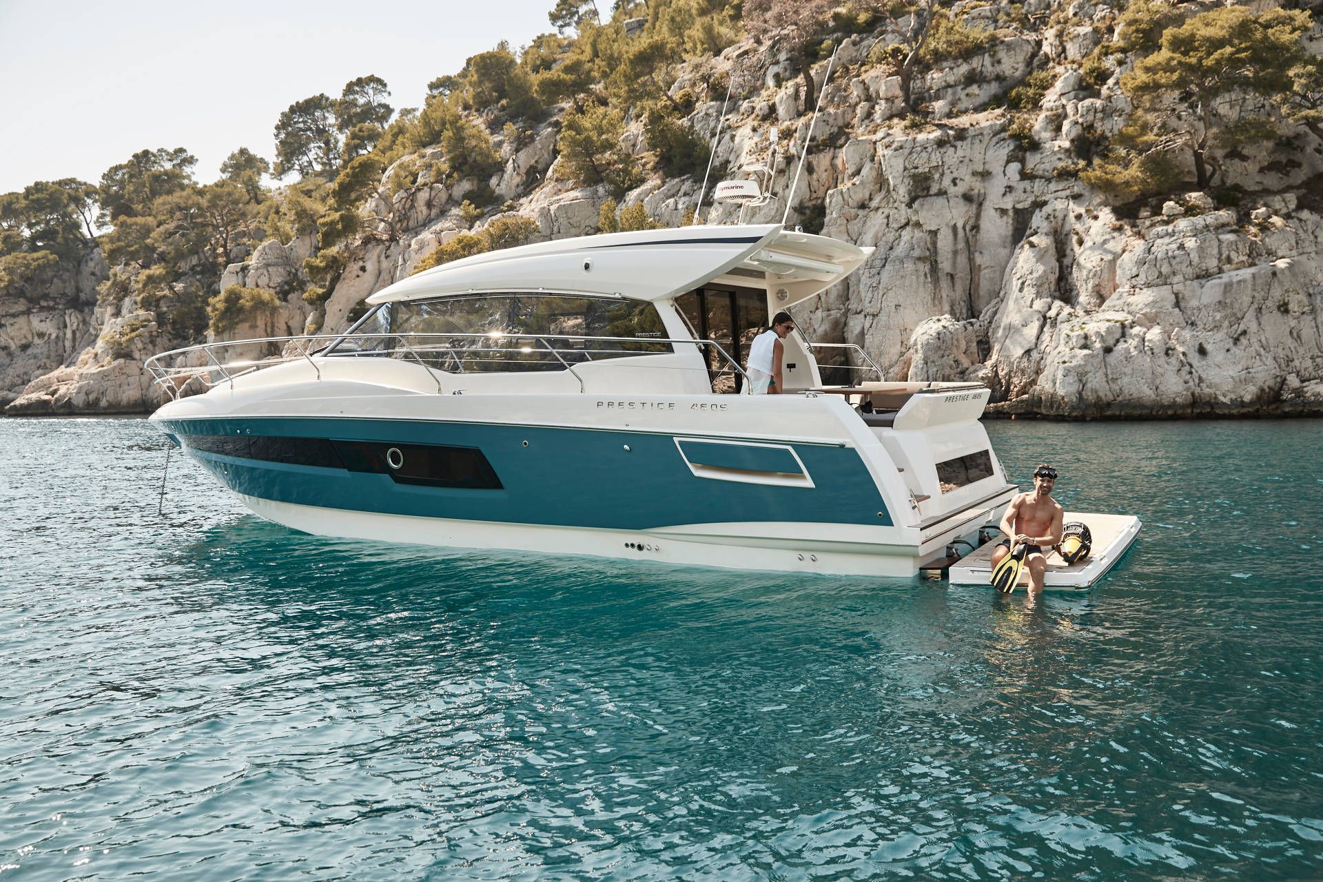 Yacht Prestige S-Line 460S exterieur-Yacht Mediterranee Marseille-3 Yacht Prestige Coupé Line 460S – Yacht Méditérranée Marseille Cannes Nice Saint Tropez – Luxury Yachts