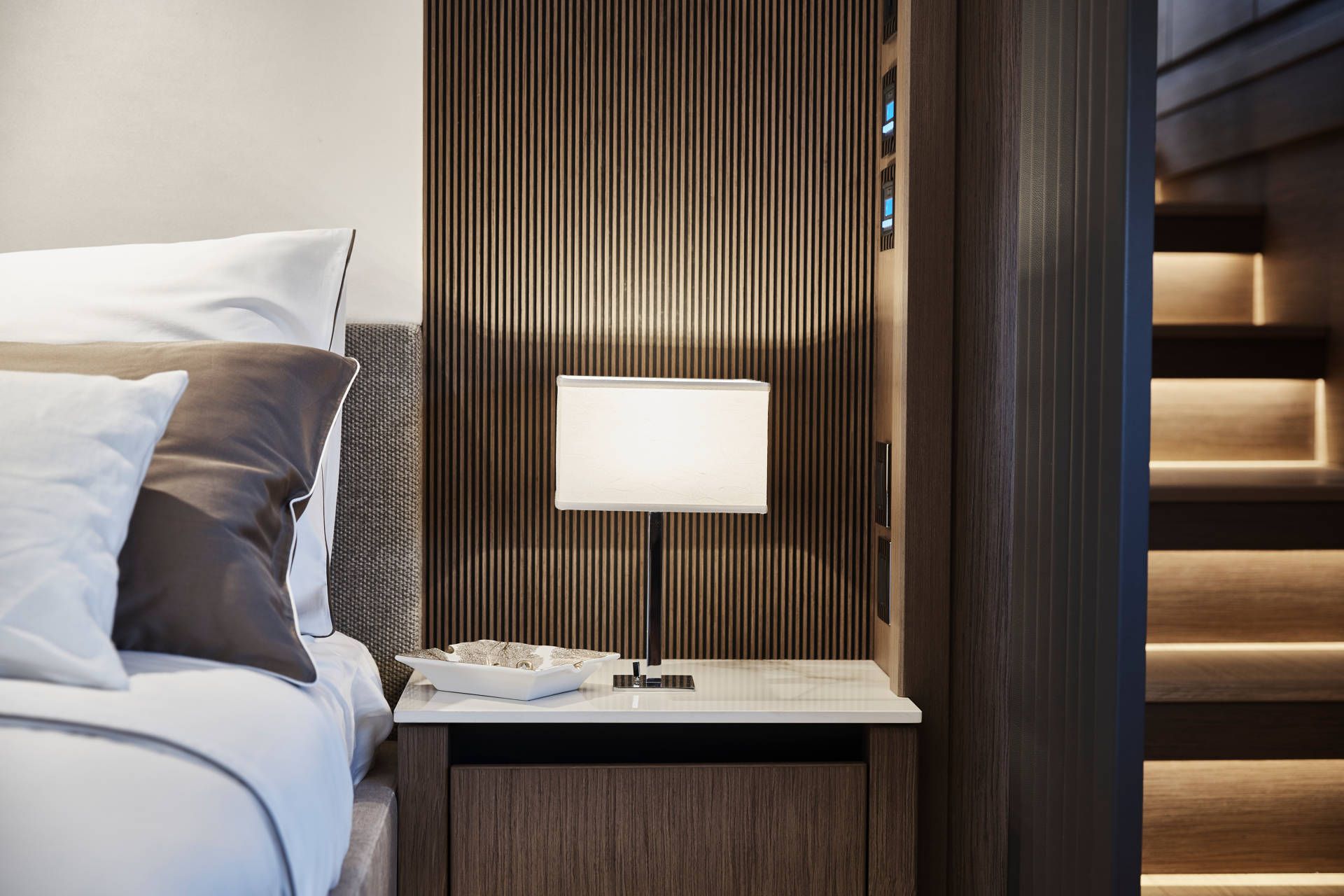 Yacht Prestige X70 X-Line interieur-Yacht Mediterranee Marseille-1