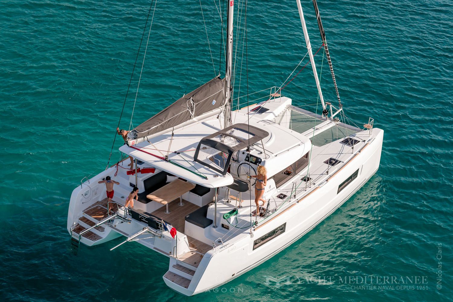 Catamaran-Lagoon-40-Yacht-Mediterrannee-concessionnaire-Lagoon©Nicolas-Claris-4