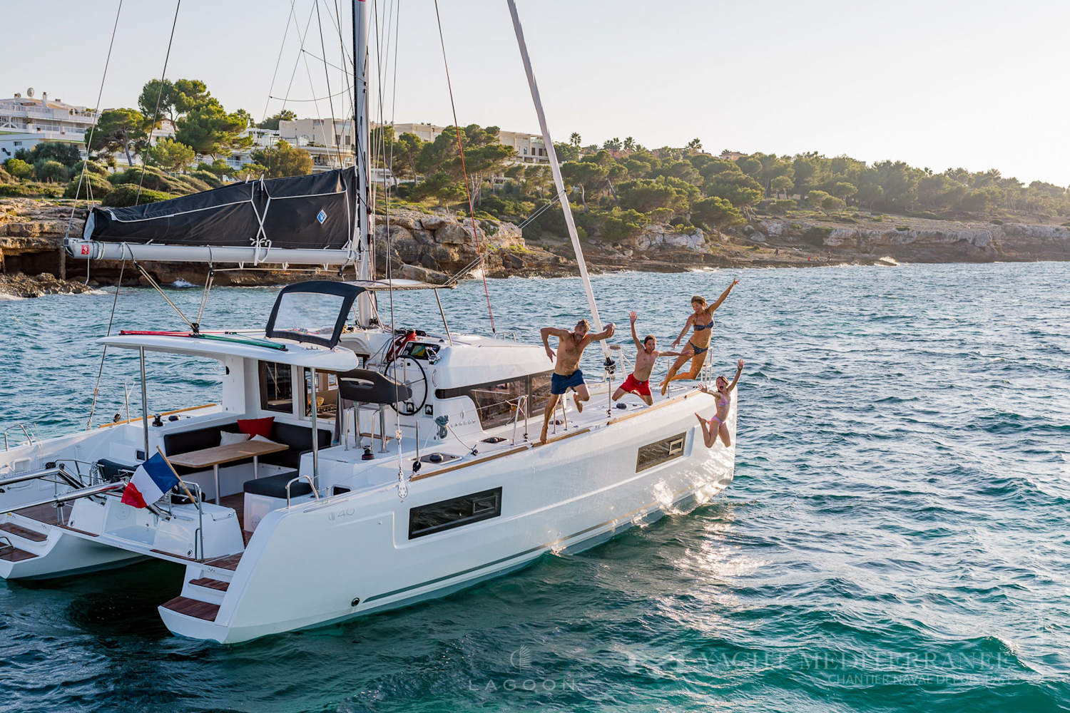 Catamaran-Lagoon-40-Yacht-Mediterrannee-concessionnaire-Lagoon©Nicolas-Claris-9