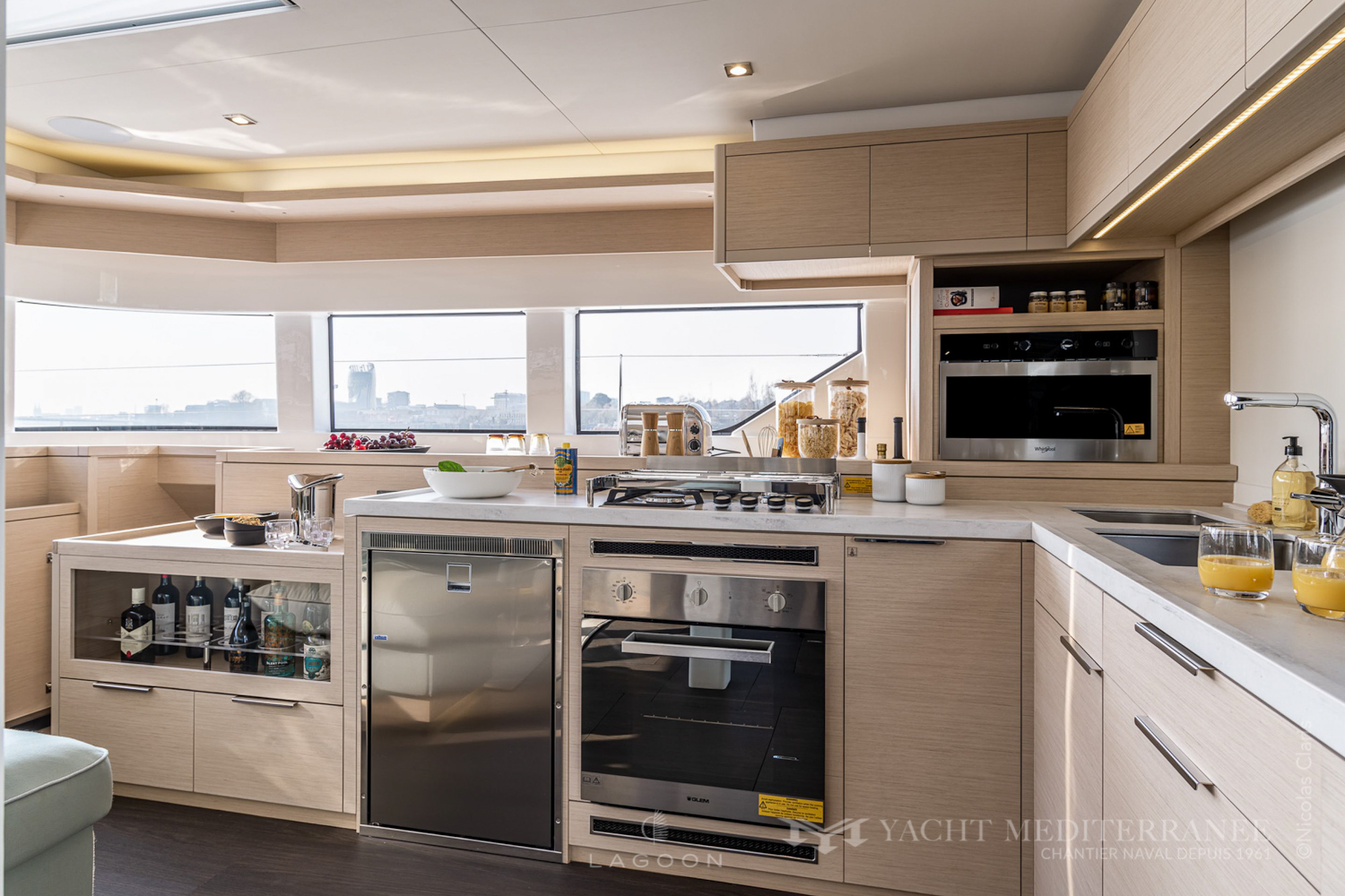 Catamaran-Lagoon-55-Yacht-Mediterrannee-concessionnaire-Lagoon©Nicolas-Claris-16