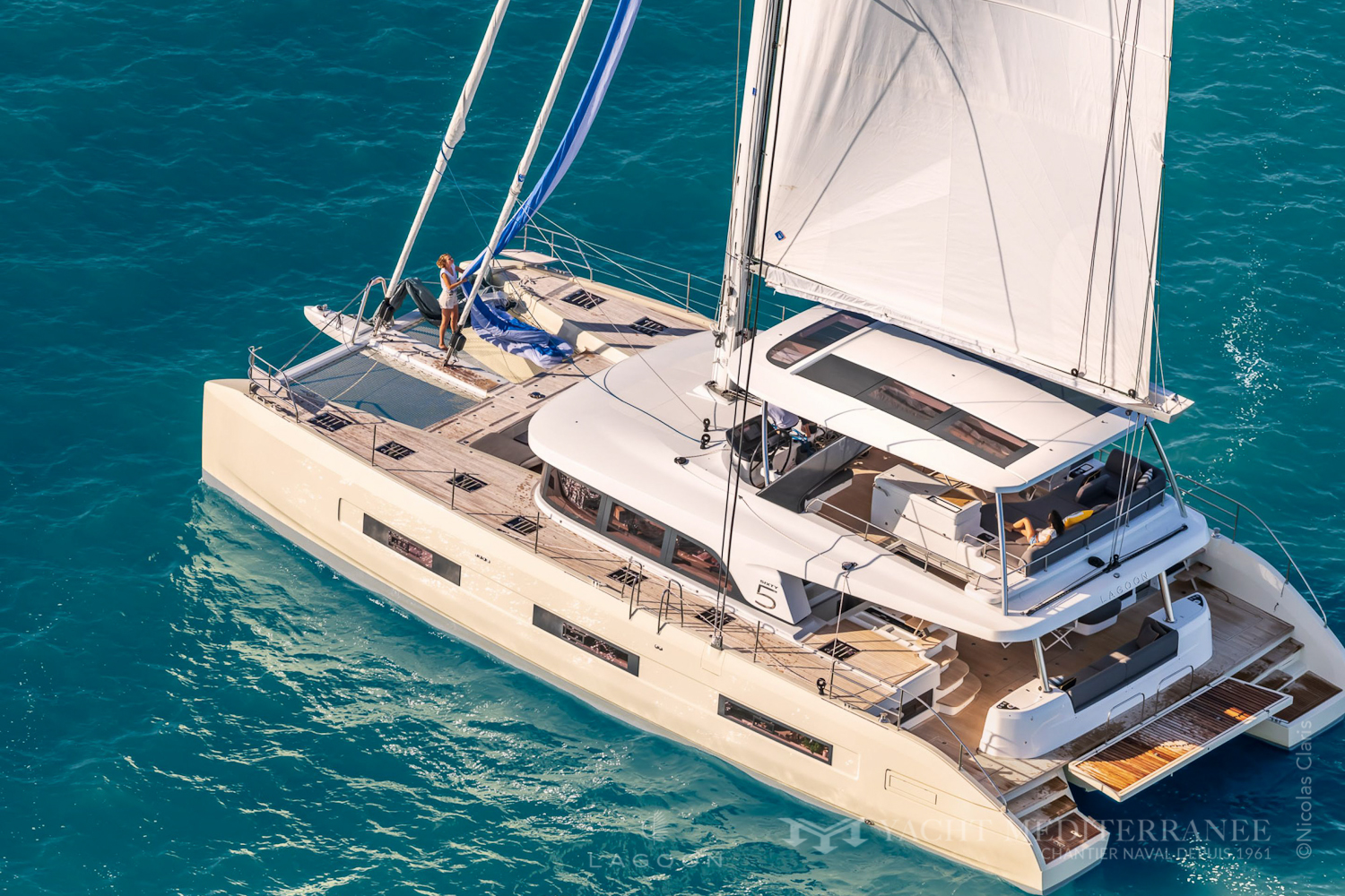 Catamaran-Lagoon-65-Yacht-Mediterrannee-concessionnaire-Lagoon©Nicolas-Claris-13