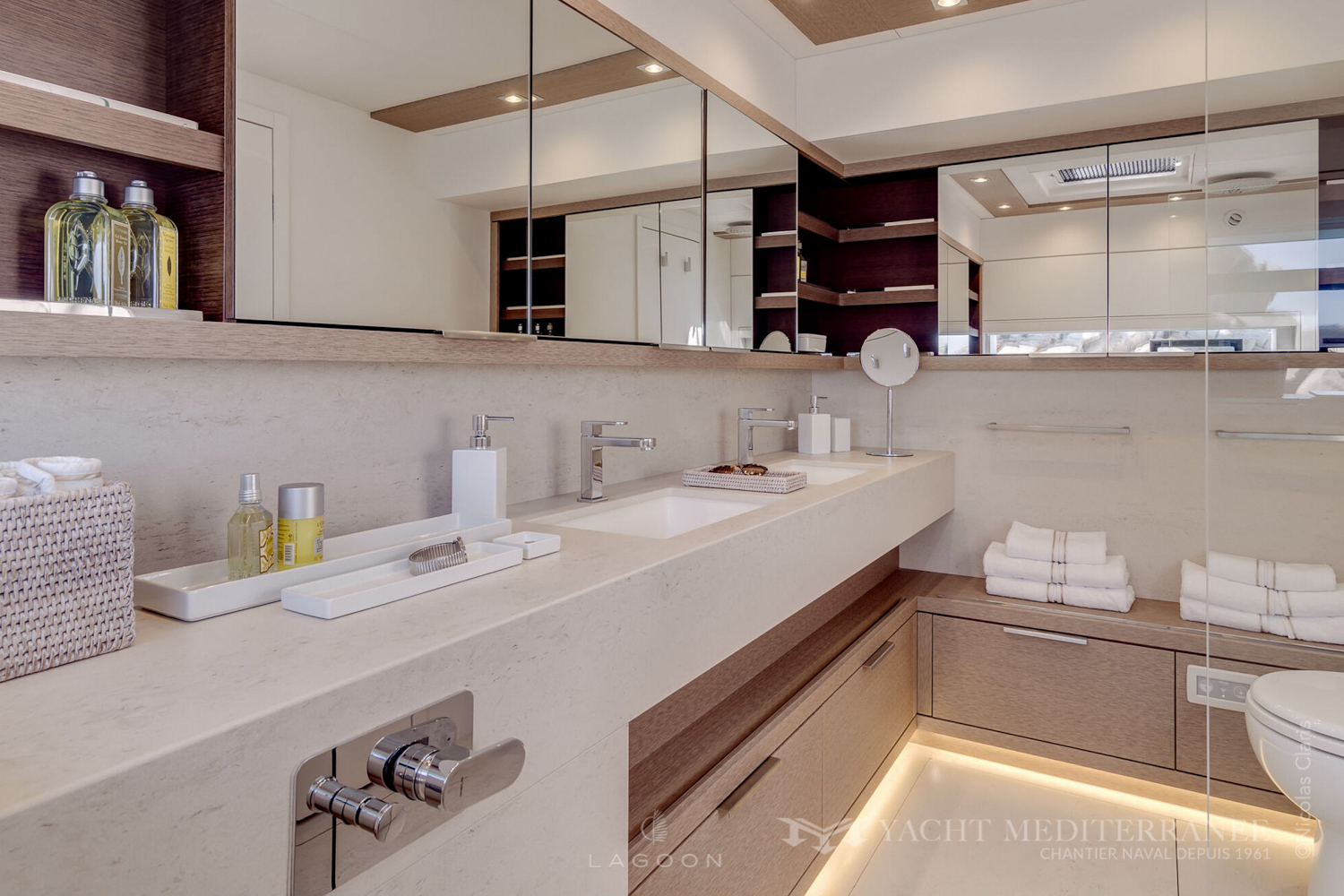 Catamaran-Lagoon-77-Yacht-Mediterrannee-concessionnaire-Lagoon©Nicolas-Claris-18