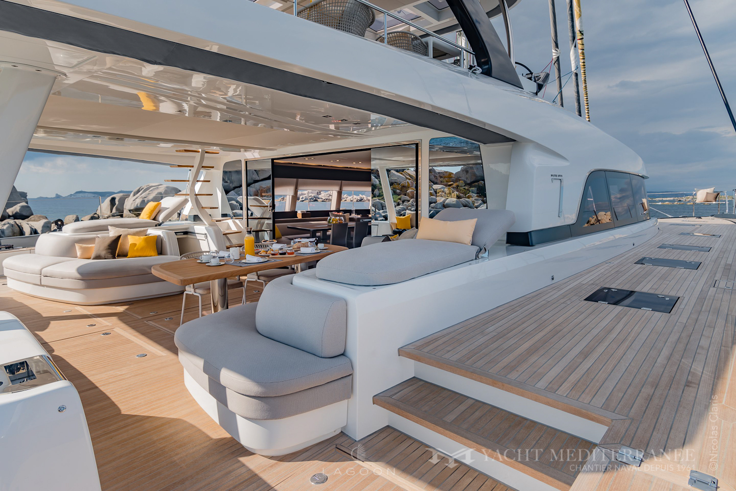 Catamaran-Lagoon-77-Yacht-Mediterrannee-concessionnaire-Lagoon©Nicolas-Claris-2