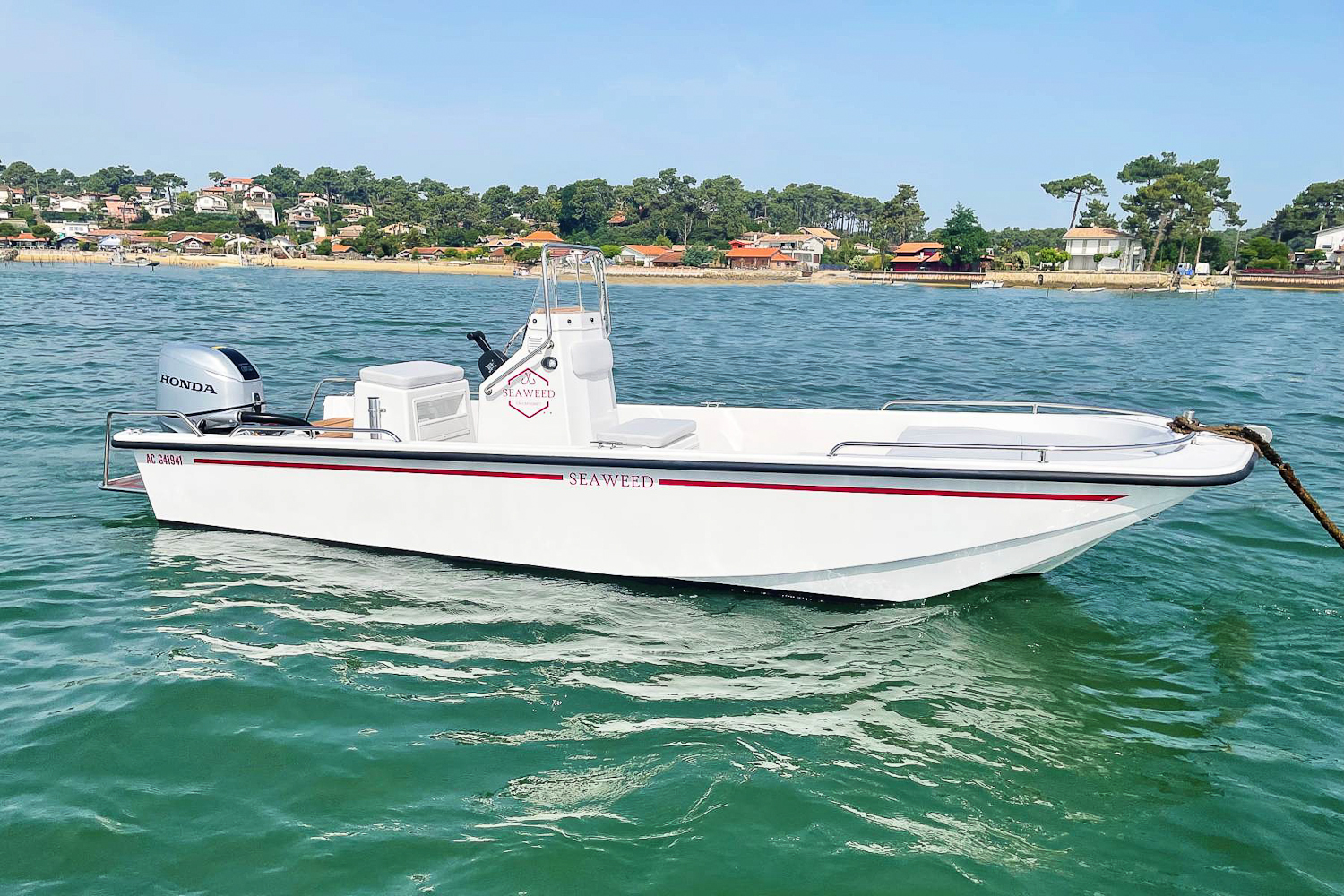 Seaweed 535 bateau open peche promenade Marseille