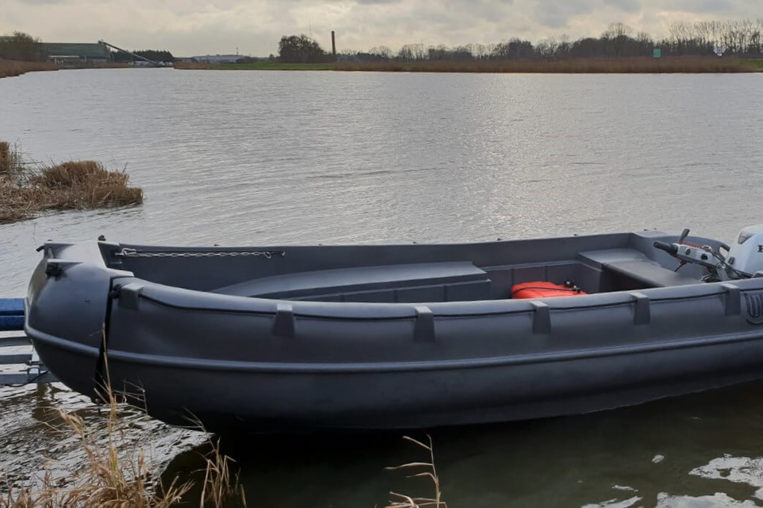 Whaly-455-455R-Marseille-2