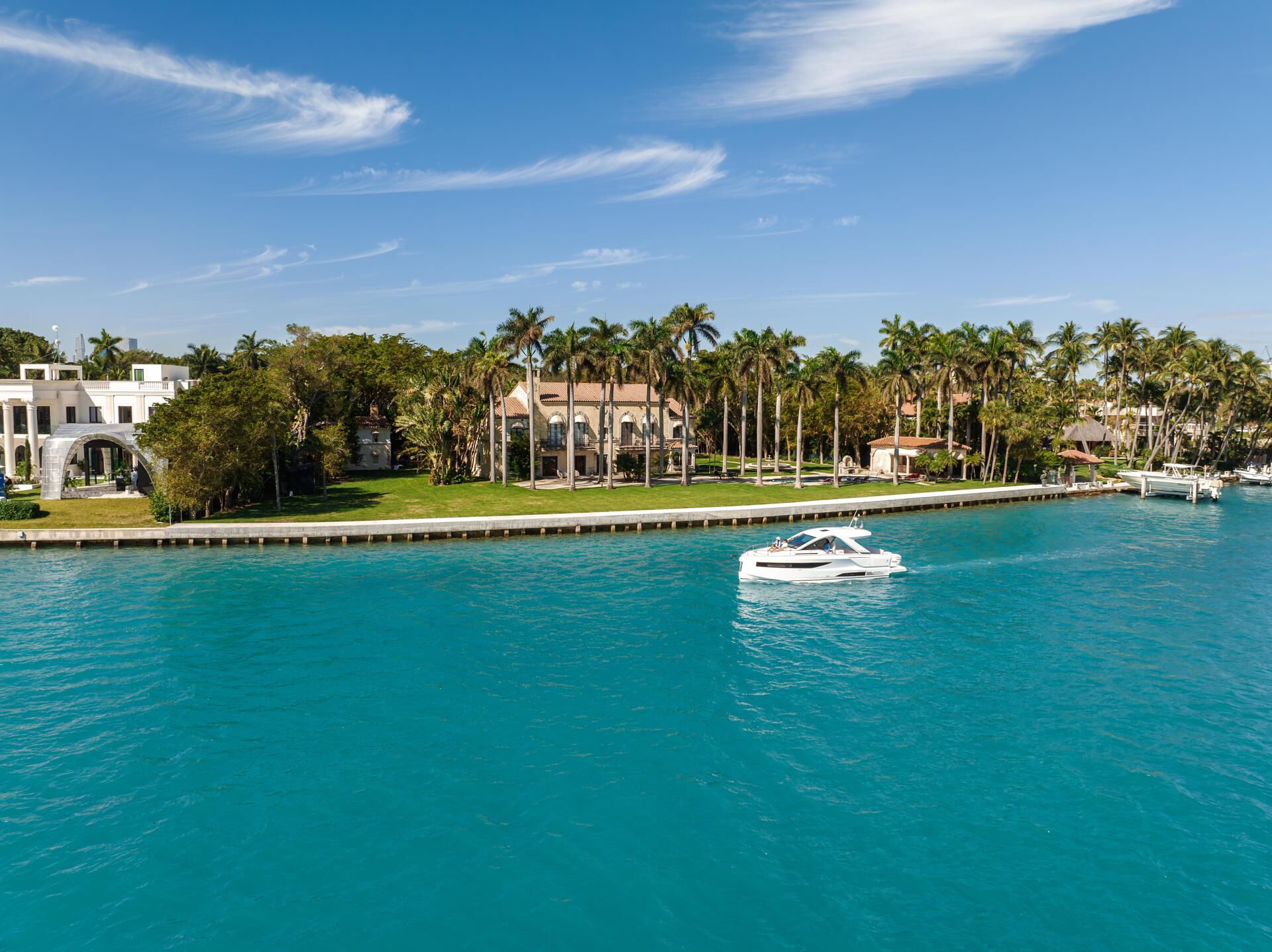 Jeanneau DB 37 OB out board - jeanneau Marseille Pointe Rouge 6