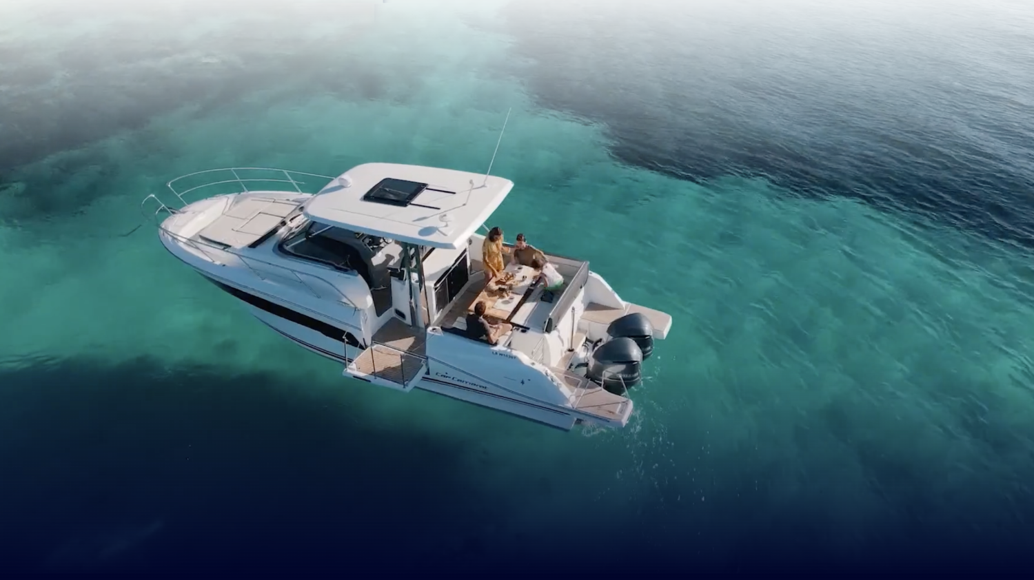 Jeanneau-bateau-Cap-camarat-marseille Jeanneau boat marseille