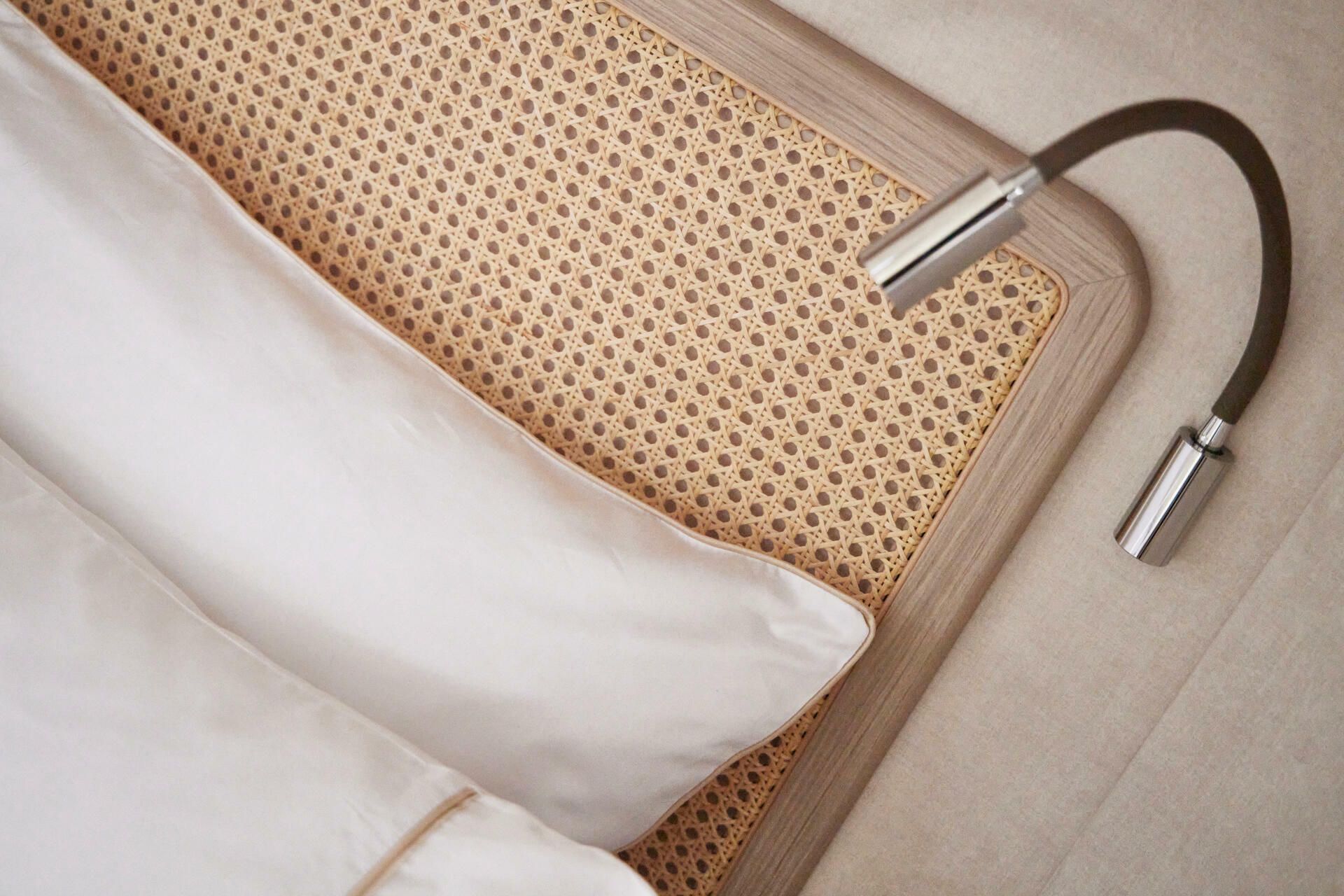 Jeanneau-Yacht-Prestige-F4.9-marseille-yacht-mediterranee00007