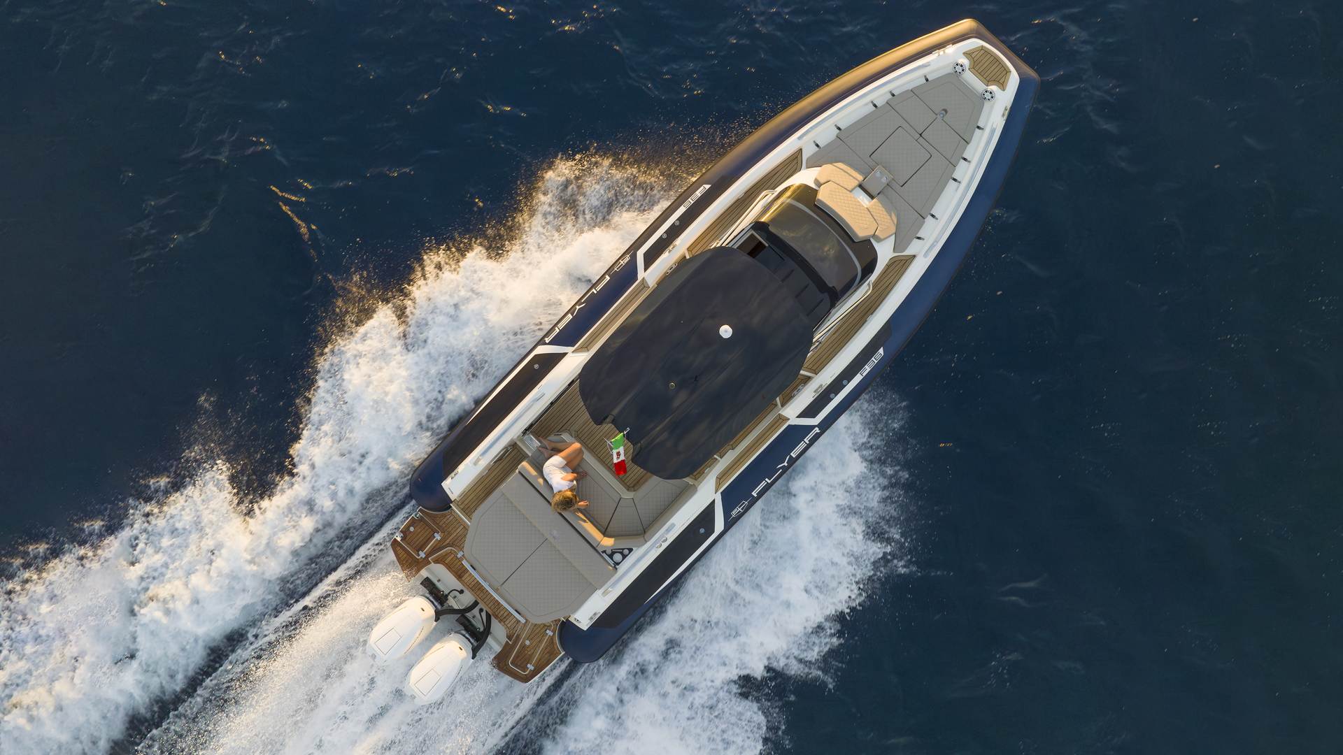 BWA flyer 36 Yacht Mediterranee Marseille_10