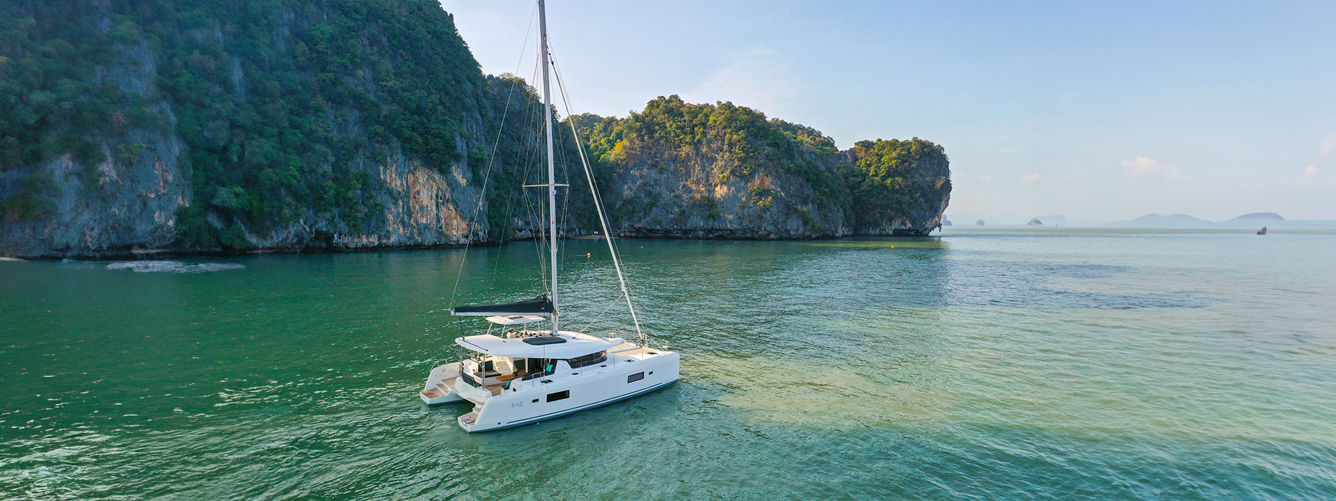 Catamaran-lagoon-Yacht-Méditerranee-Marseille-00009