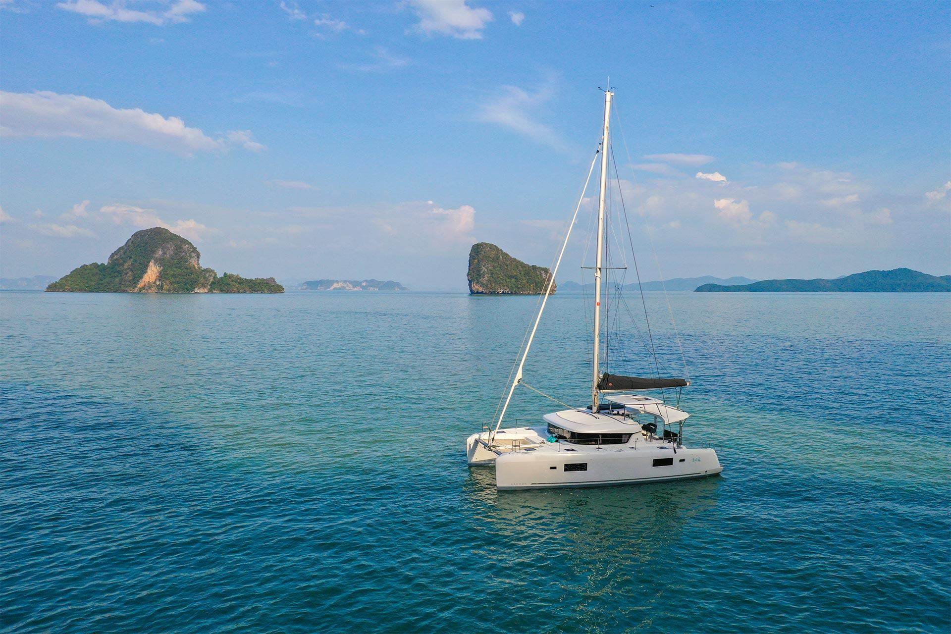 Catamaran-lagoon-Yacht-Méditerranee-Marseille-00010