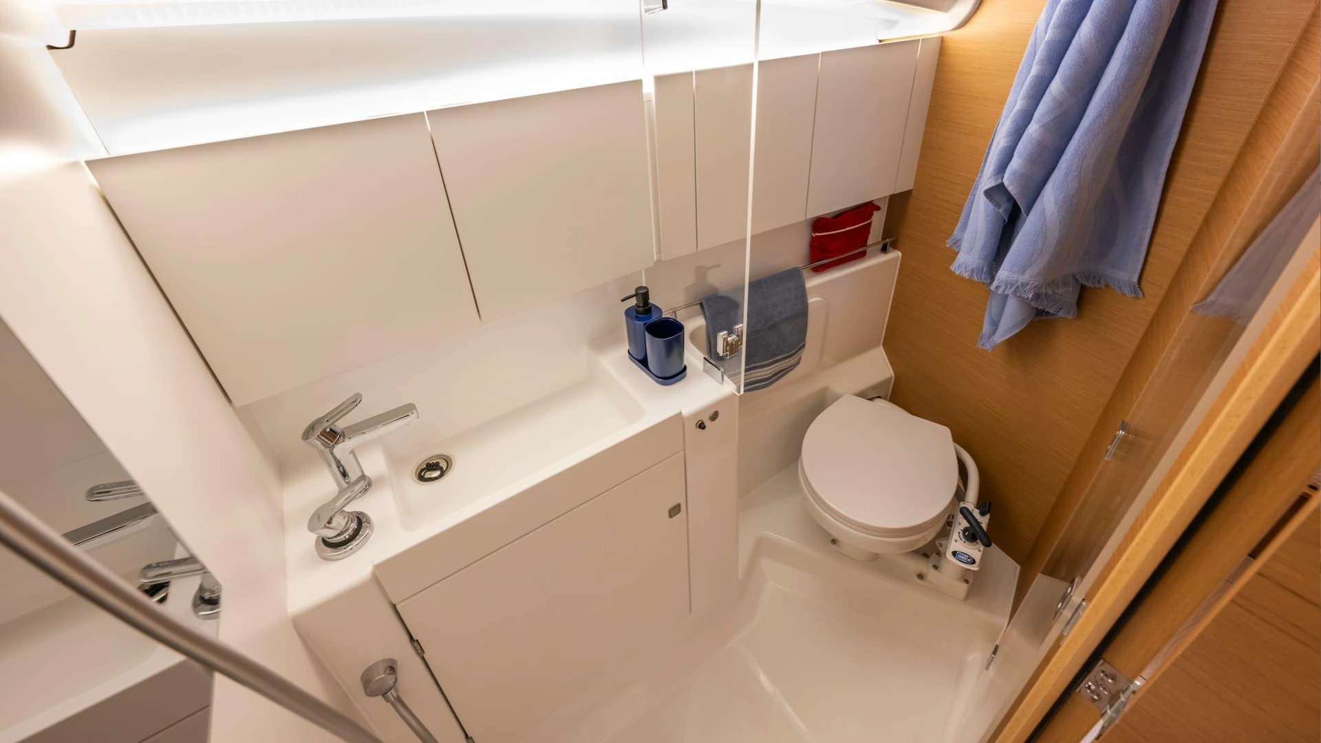 19-sun-odyssey-415-jeanneau-marseille