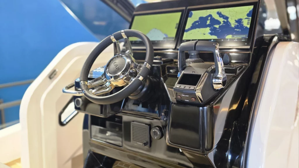 4-Zar-Imagine-115-jeanneau-Marseille-Yacht-Méditerranee