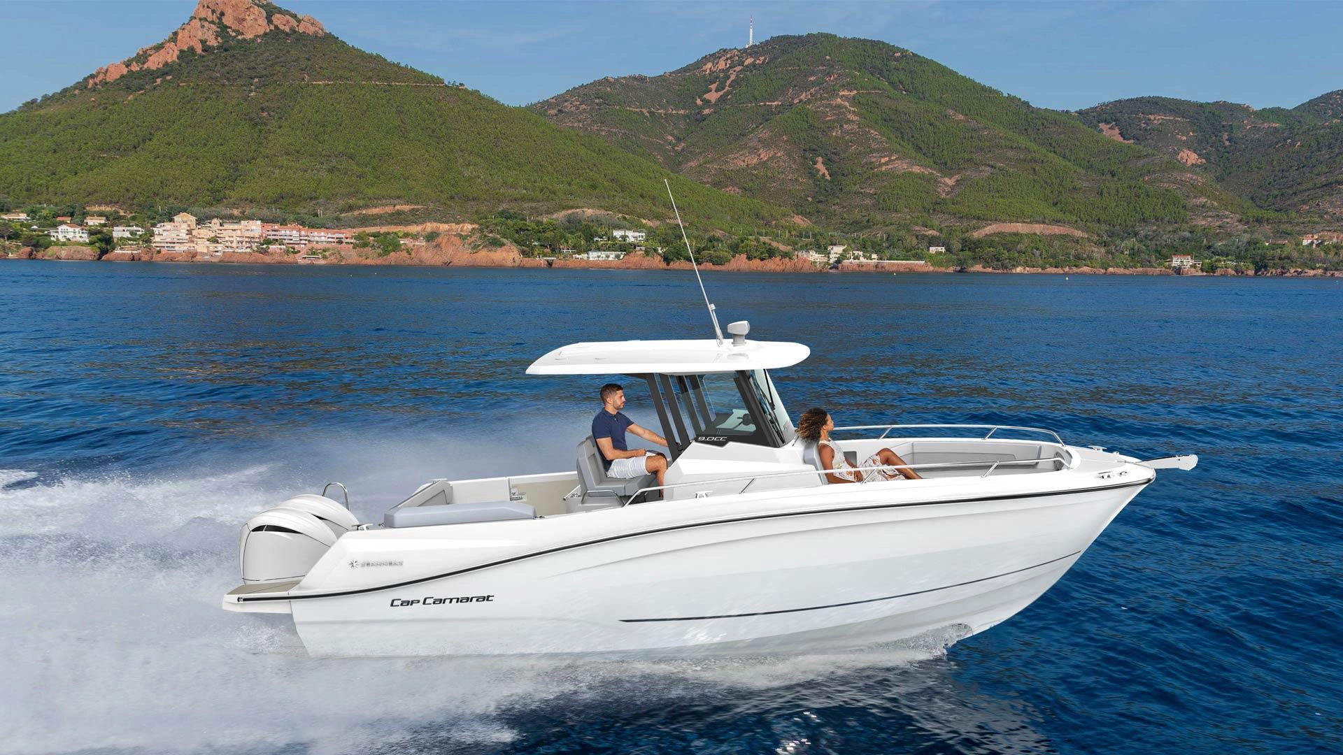 header-Jeanneau-Cap-Camarat-9.0-CC-Serie2-Yacht-Mediterranee